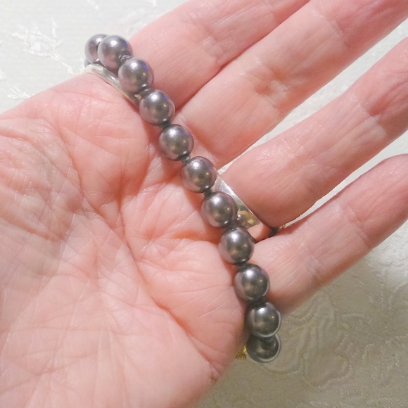 Carolee Black Glass Pearl Hand Knotted Bracelet - Picture 3 of 4